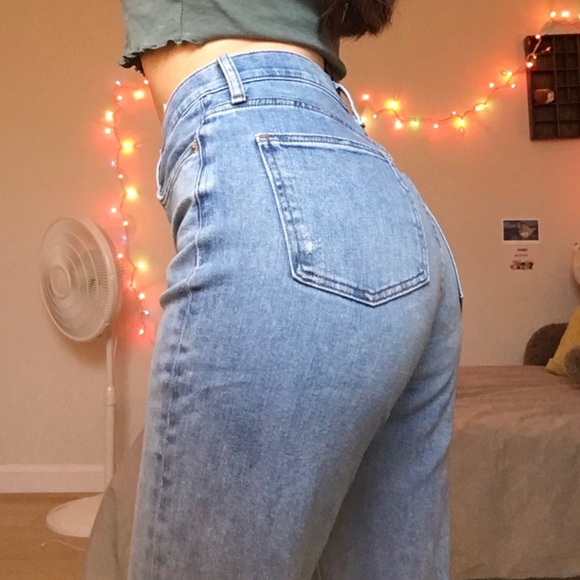 Uniqlo straight leg jeans - Picture 2 of 4